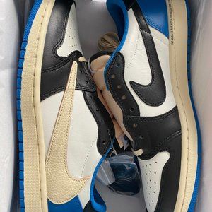 Aj1 Low Travis Scott Size 10